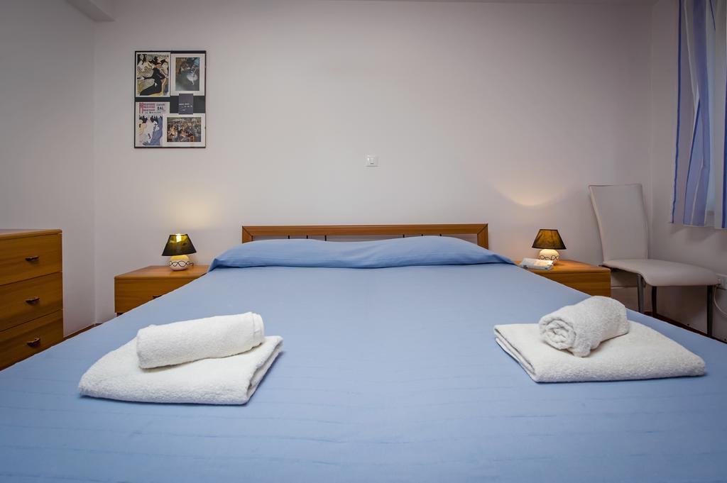 Rm Apartment Pusta Ровинь Экстерьер фото